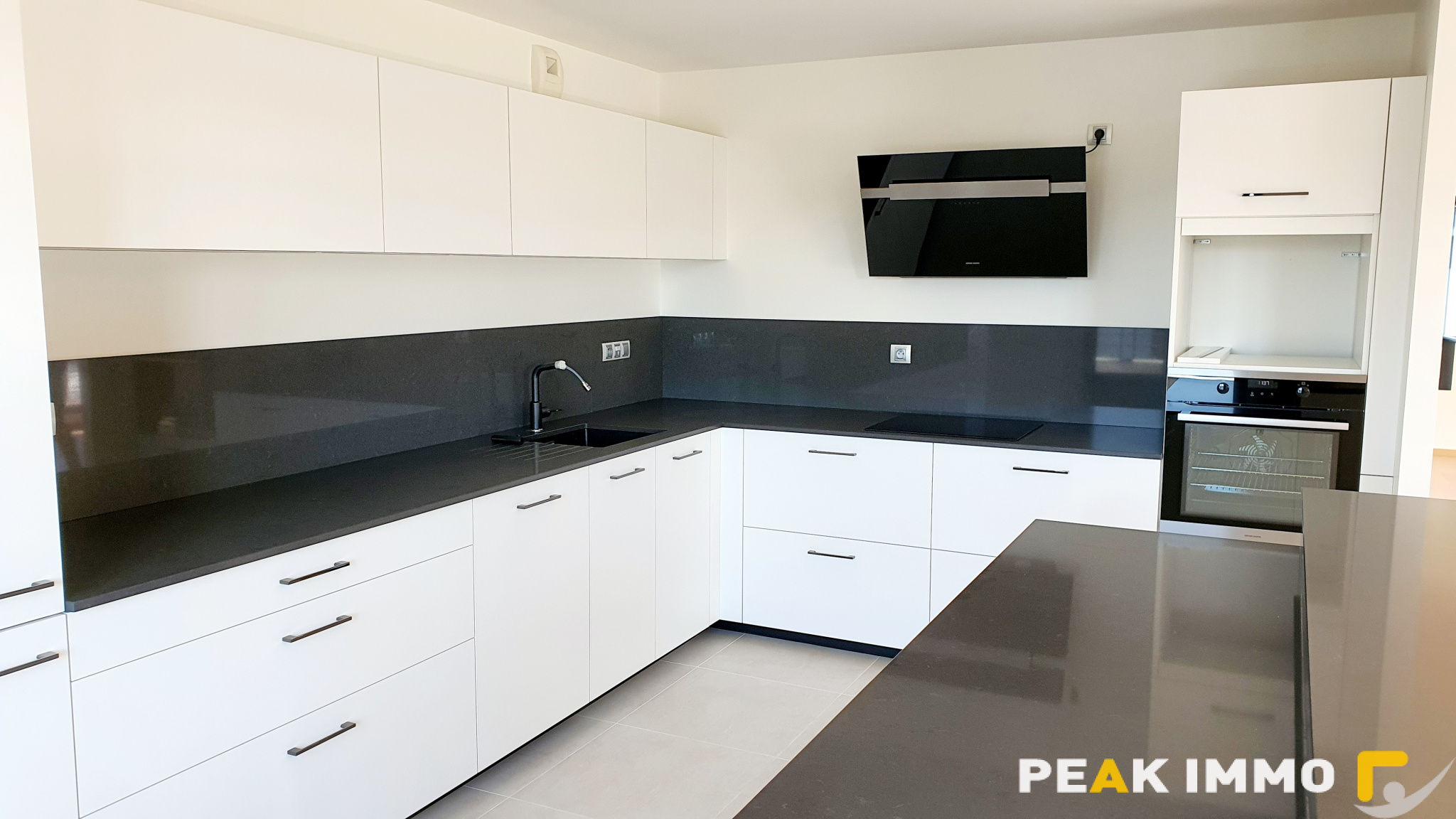 Appartement T6 - 208 m2 - 01630 SAINT-GENIS-POUILLY